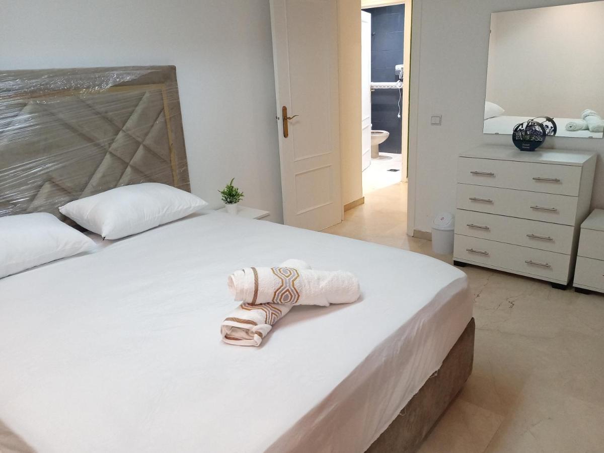 Nouveau Appartement Au Centre Ville En Face Hilton Tanger Buitenkant foto